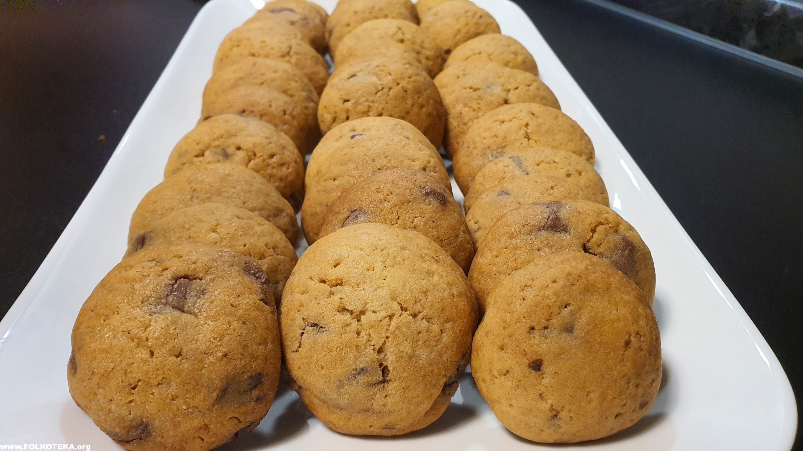 Domaći keks sa čokoladom VIDEO RECEPT sa pripremom